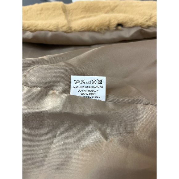 Women's Sand Brown Faux Fur Vest Qiye Size M, hook and eye clousure - Picture 8 of 10